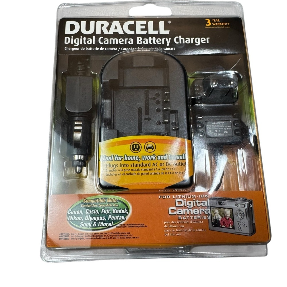 NWT New Duracell Digital Camera Battery Charger
